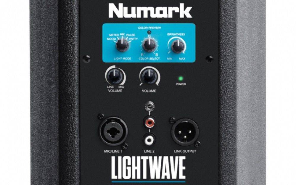 Numark Lightwave Powered DJ Loudspeaker - Hollywood DJ