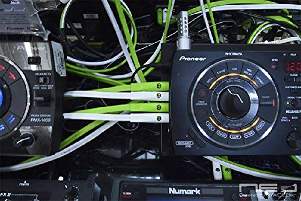 Oyaide DJ Cable 1/4 TRS to 1/4 TRS Neo d+ TRS Class B 1.0m - Green - Hollywood DJ