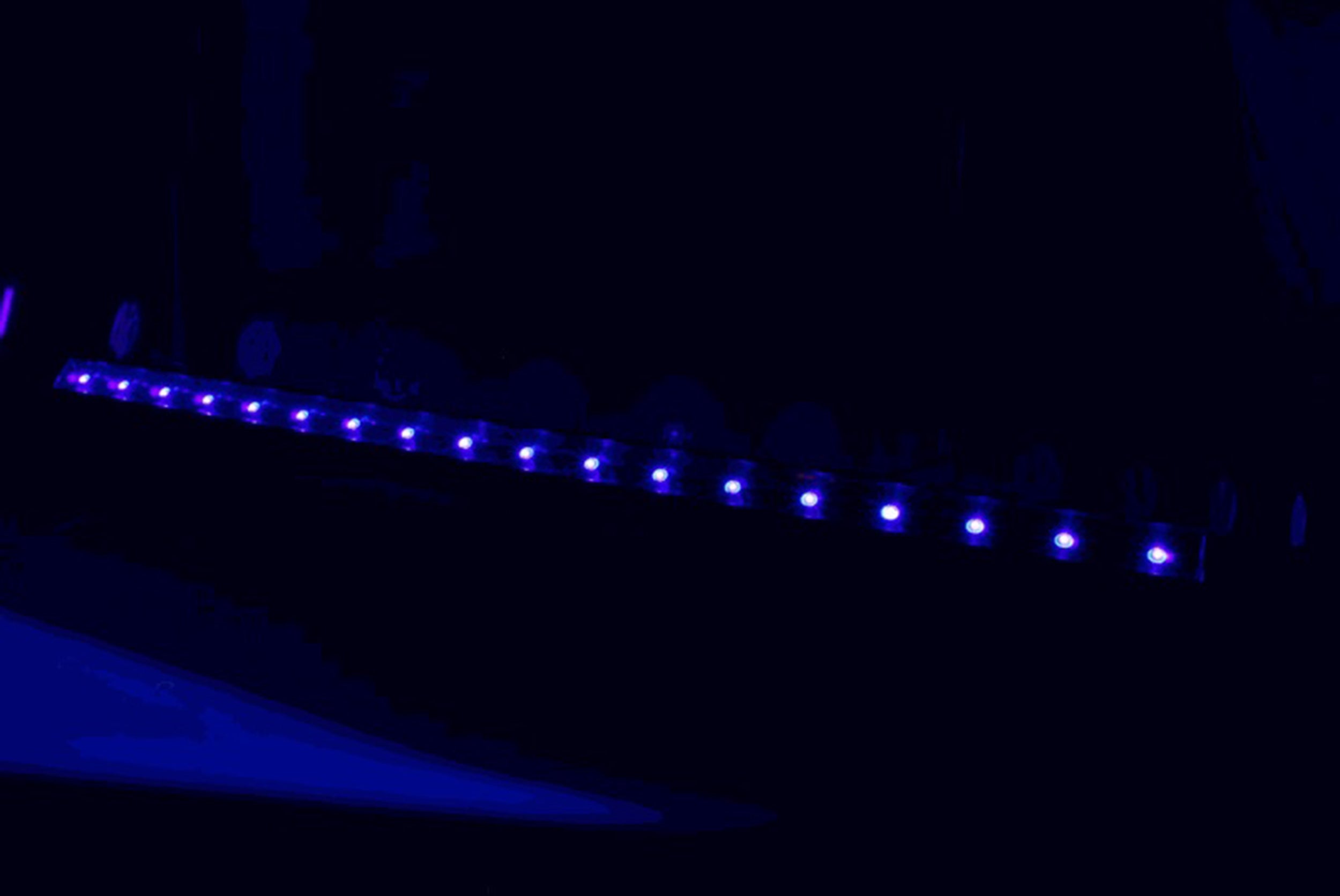 Chauvet DJ SlimSTRIP UV-18I RC Ultra Violet Linear Strip/Blacklight - Hollywood DJ