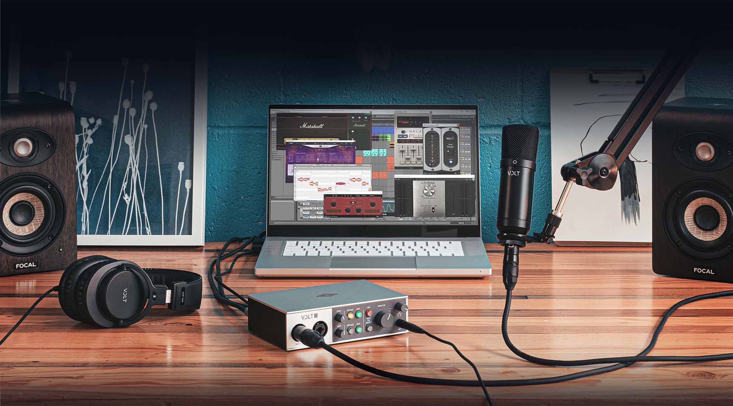 Universal Audio Volt 2 Studio Pack for Recording and Podcasting with USB Interface - Hollywood DJ