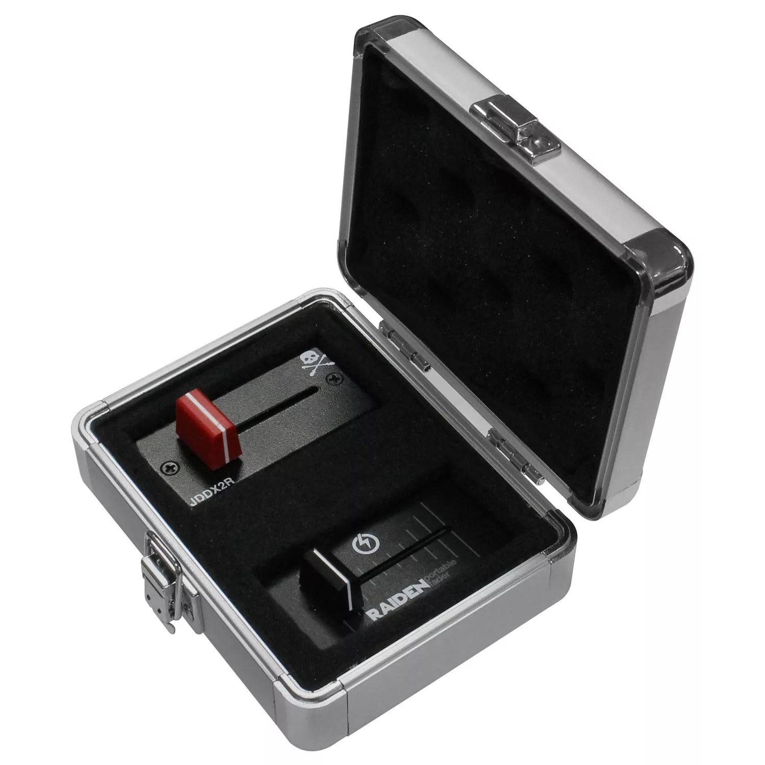 Odyssey KU2PFSD, KROM Series Silver Diamond 5″ x 3″ x 1.5″ Interior Compact Utility Accessory Case - Hollywood DJ