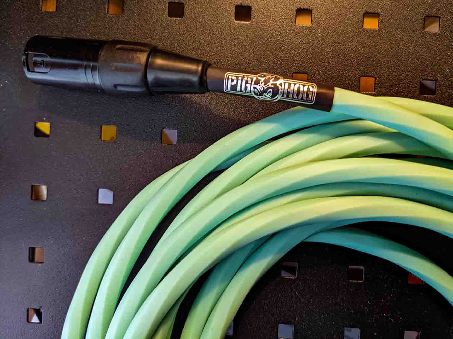 Pig Hog PHMH15SG, Hex Series Mic Cables (Seafoam Green, 15ft) - Hollywood DJ
