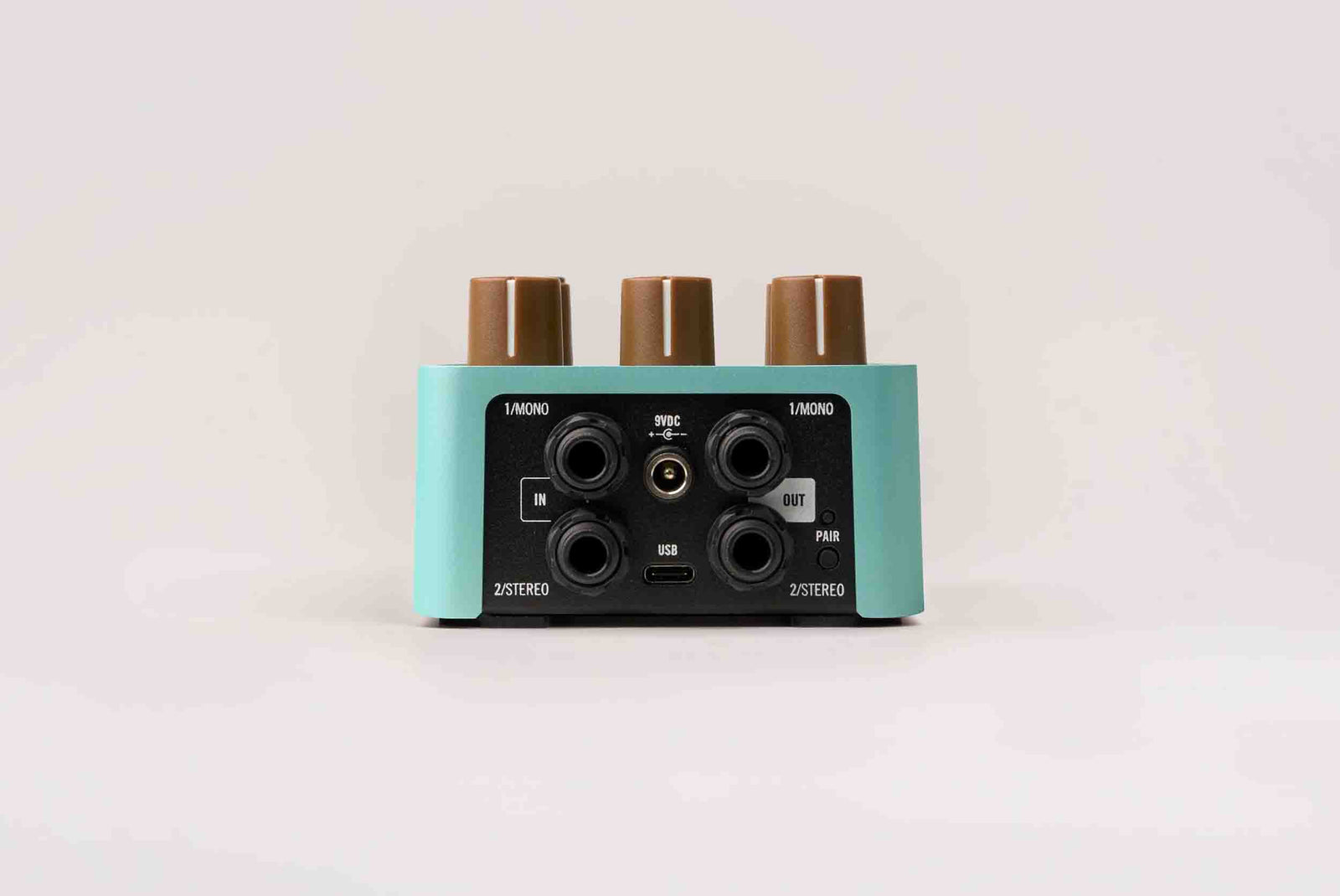 Universal Audio Del-Verb Ambience Companion Reverb and Delay Pedal - Hollywood DJ