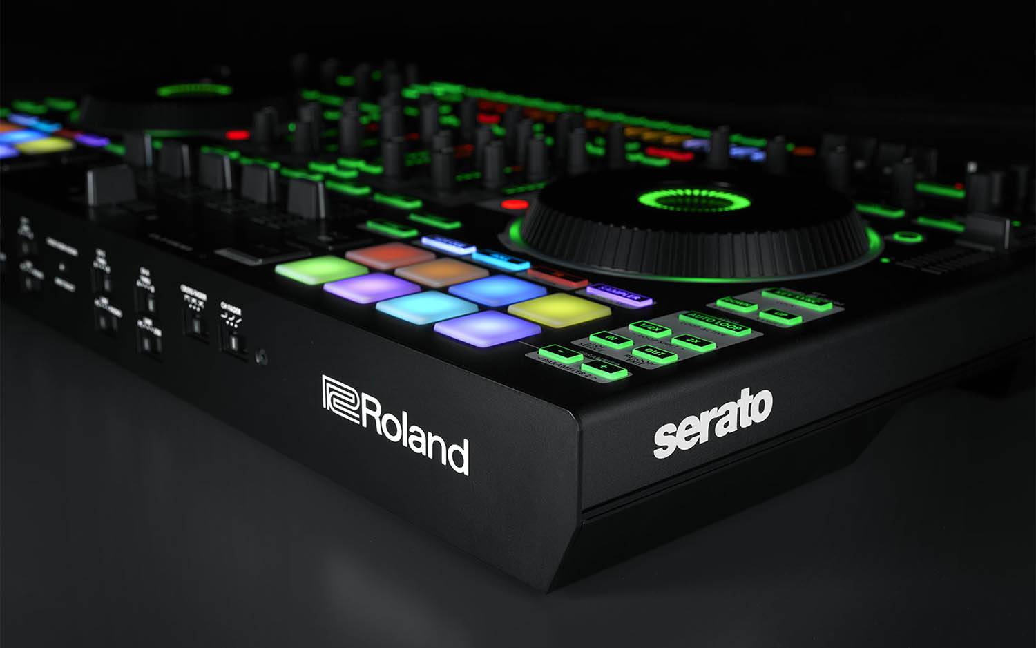 Roland DJ-808, 4 Channel DJ Controller for Serato DJ