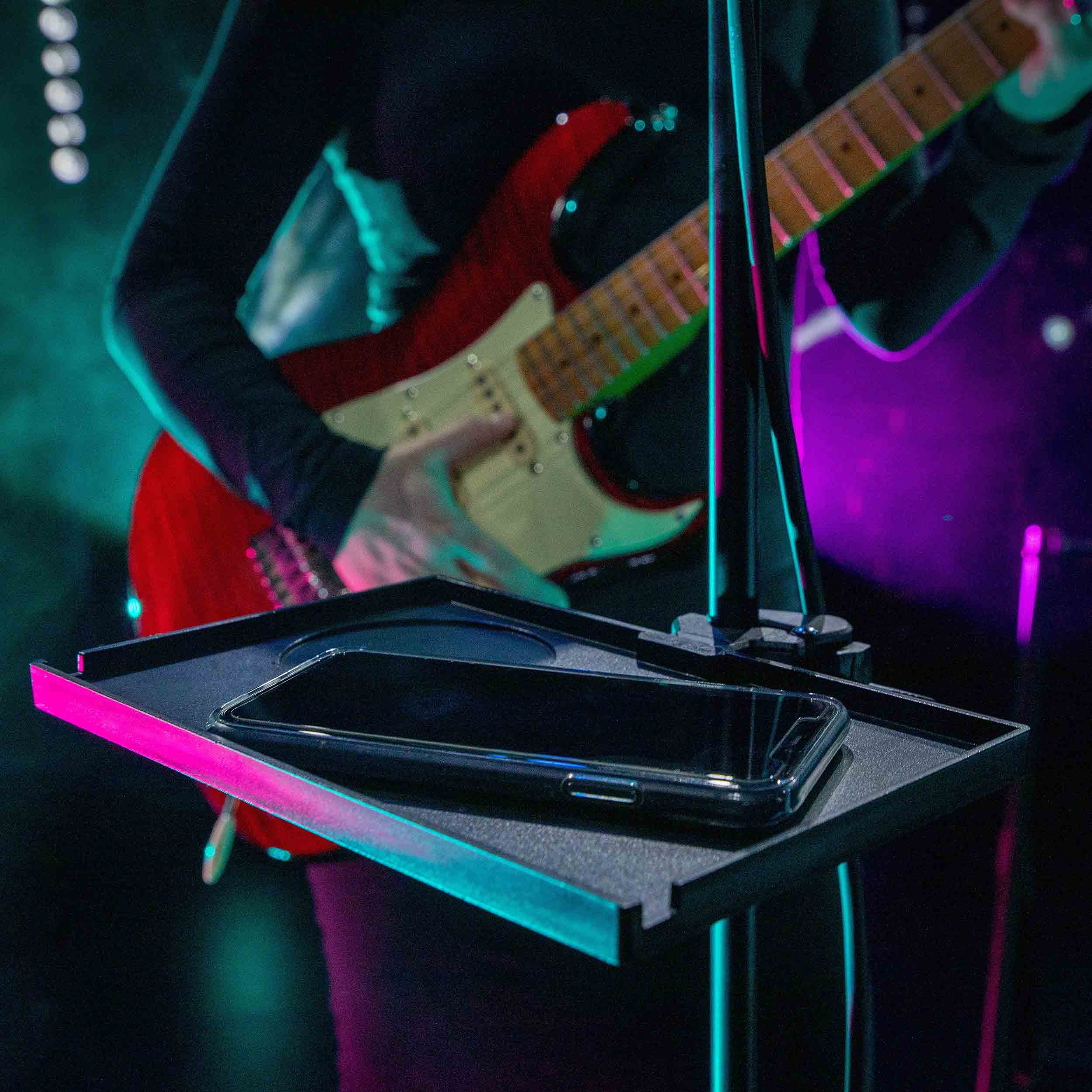Gravity MA TRAY 3, Tiltable Traveler Tray -Black - Hollywood DJ