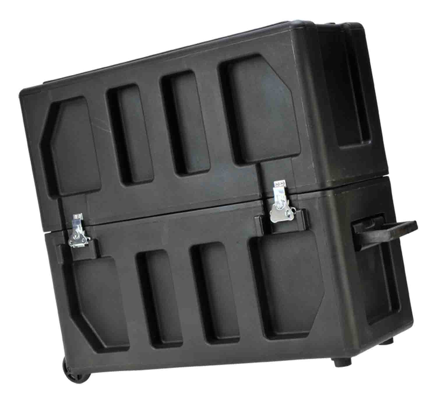 SKB Cases 3SKB-2026 Roto-Molded LCD Case for 20 – 26-Inch Screens - Hollywood DJ
