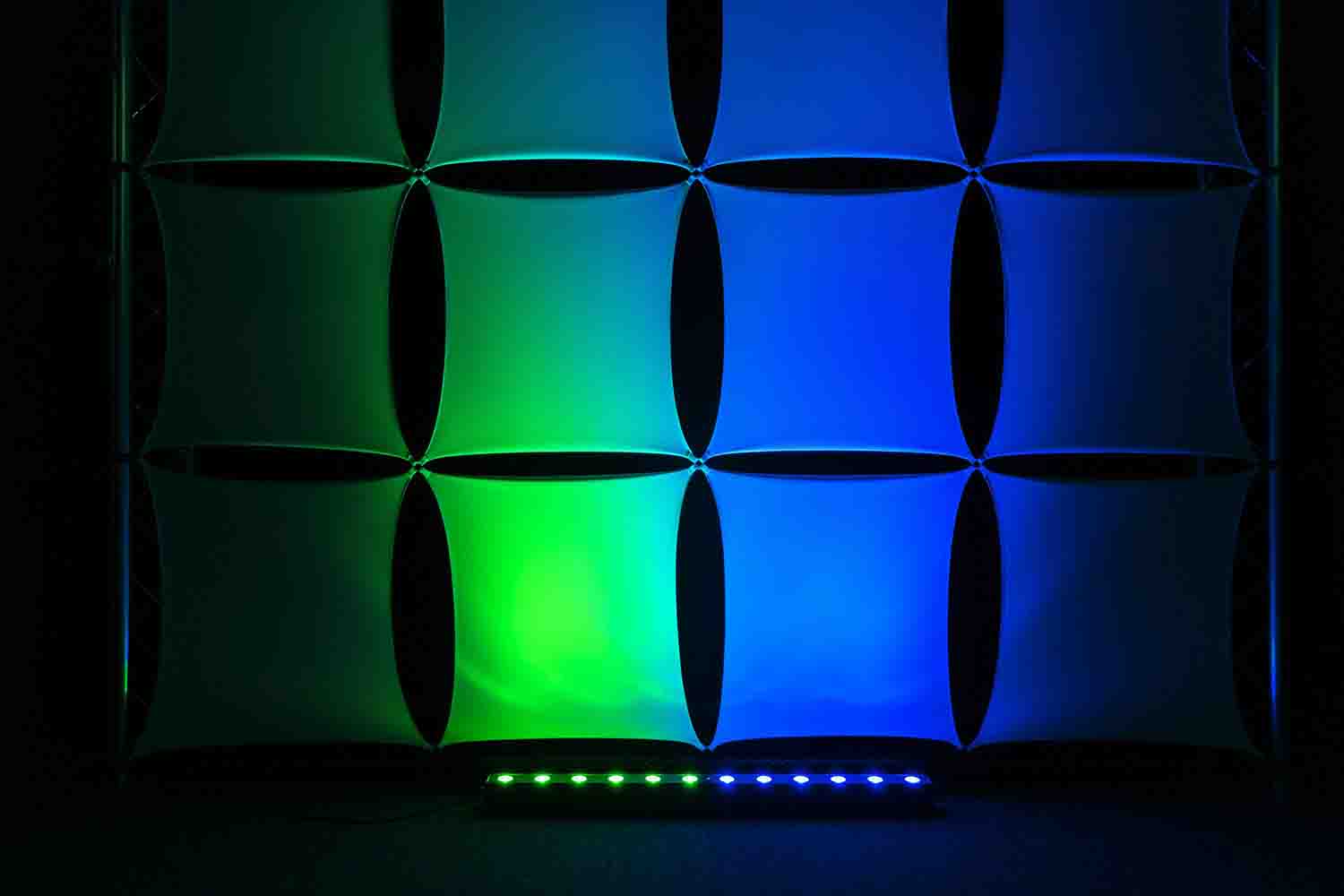 Colokey CKU-3040 Stagebar TRI 12 RGB LED Bar - 50W - Hollywood DJ