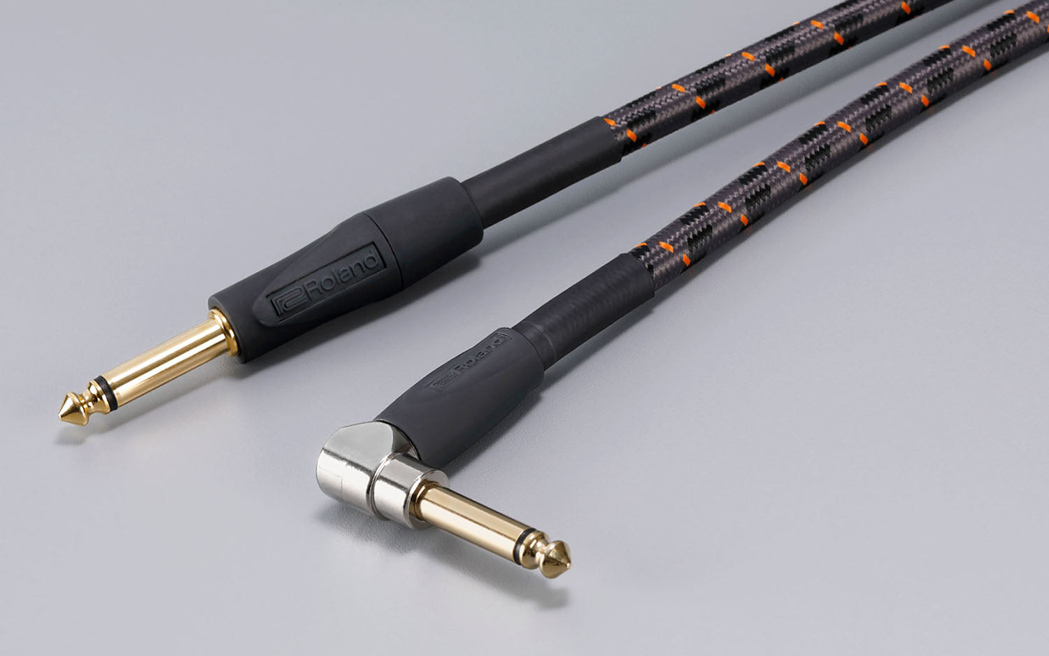 Roland RIC-G20A 20 Feet Gold Series Instrument Cable, Straight to Right-Angle 1/4-Inch Connectors - Hollywood DJ