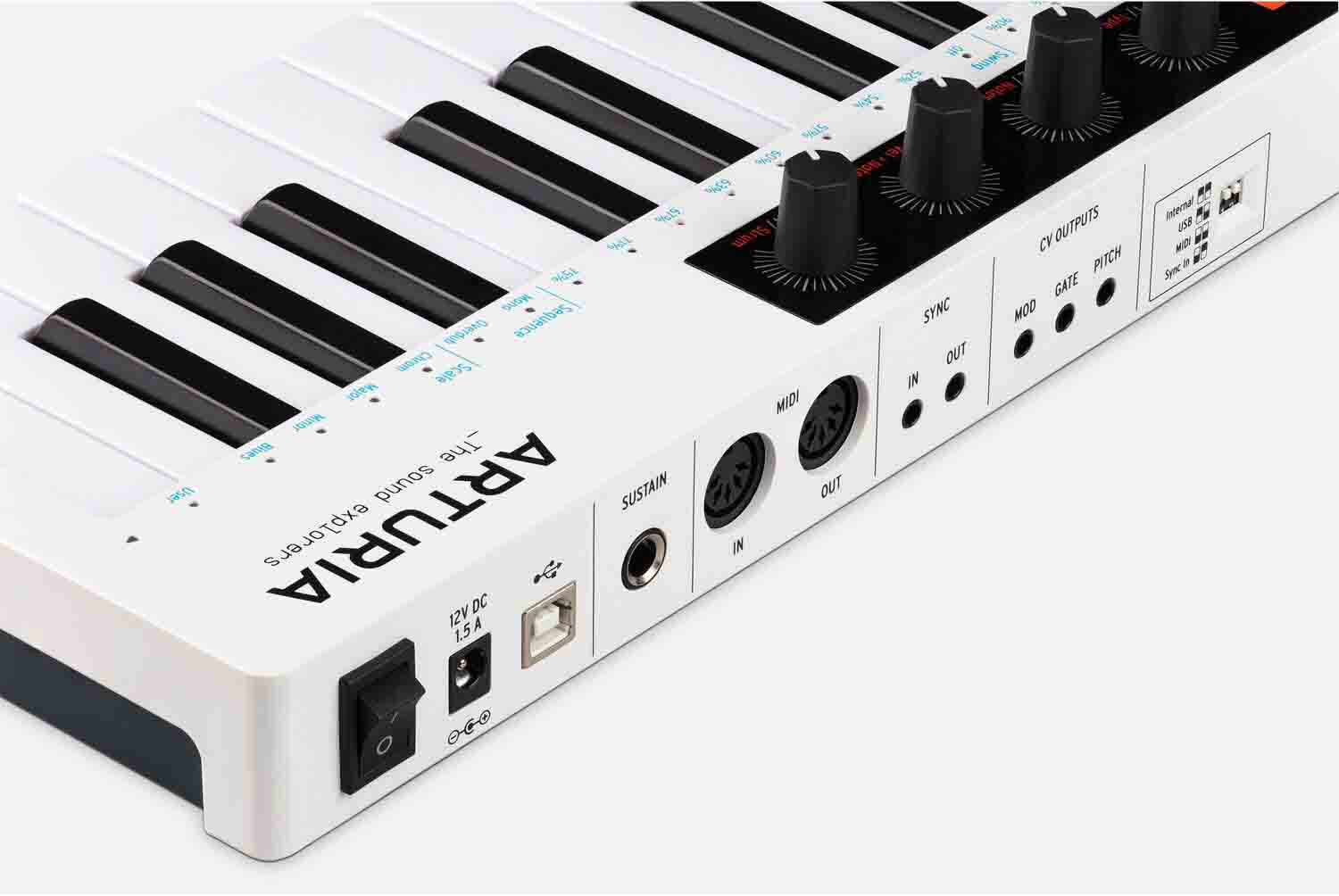 Arturia KEYSTEP 37 MIDI Keyboard Controller with Decksaver Protective Cover Bundle - Hollywood DJ