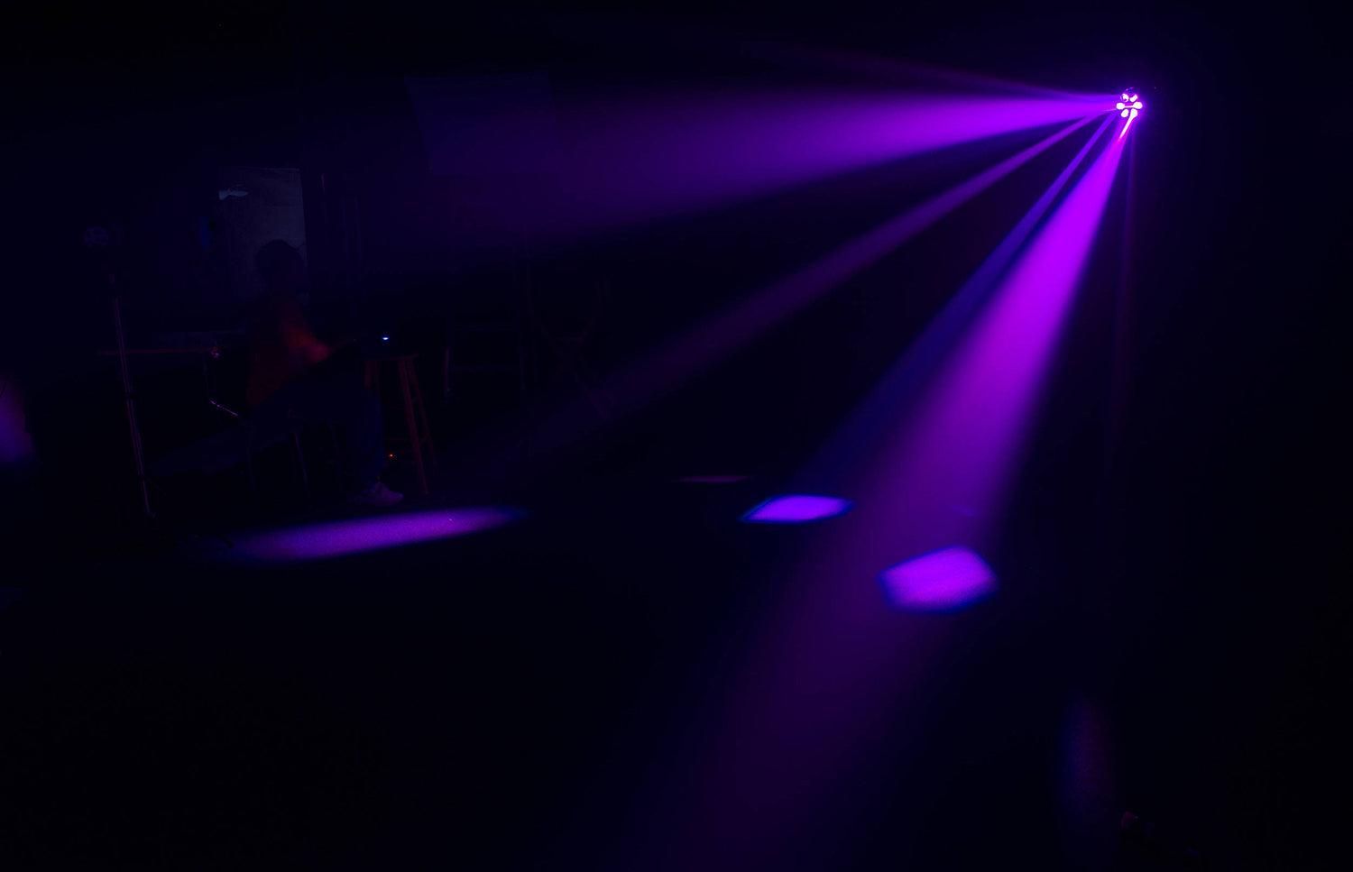 B-Stock: Chauvet DJ Intimidator Trio LED Powered Moving Head with Beam Wash Light - Hollywood DJ