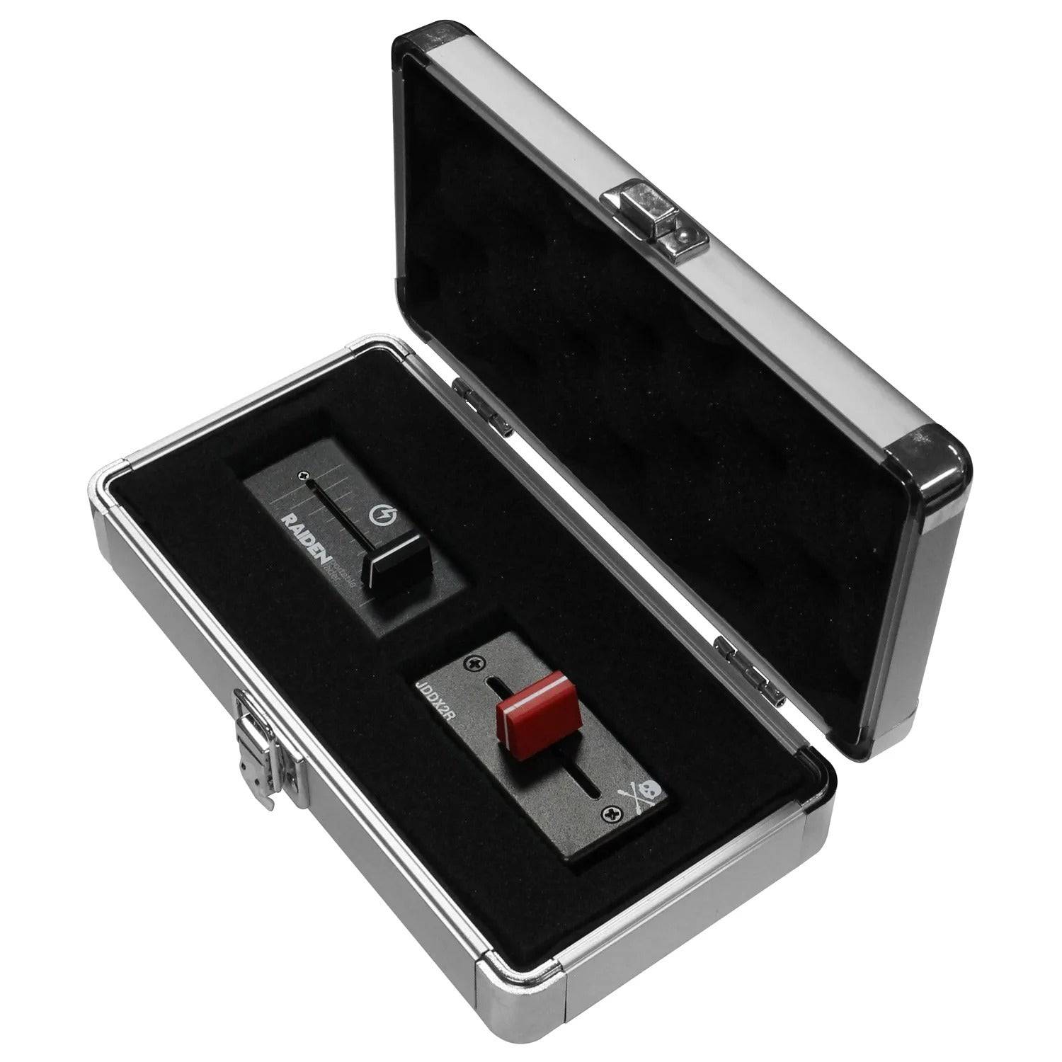 Odyssey KU4PFSD, KROM Series Silver Diamond 7.72″ x 3″ x 1.5″ Interior Compact Utility Accessory Case - Hollywood DJ