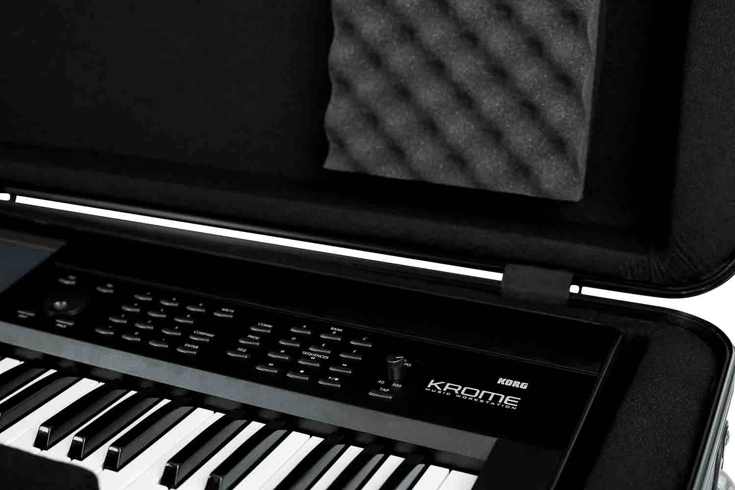 Gator Cases GTSA-KEY76 Keyboard Case for 76-note Keyboards with Wheels - Hollywood DJ